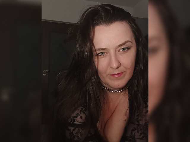 Sex chat gratuit in direct cu Angela100 pe BongaCams