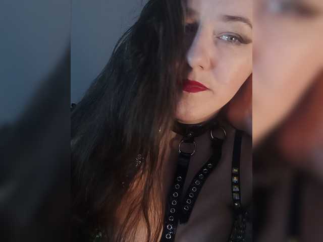 Sex chat gratuit in direct cu Angela100 pe BongaCams