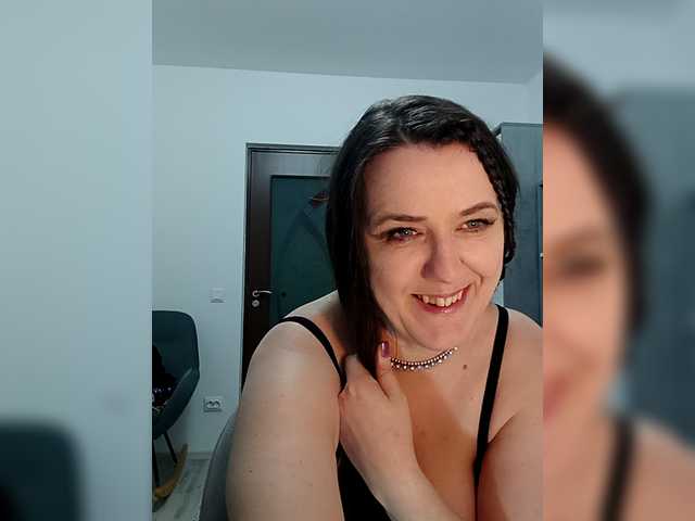 Angela100 Live Cam on BongaCams