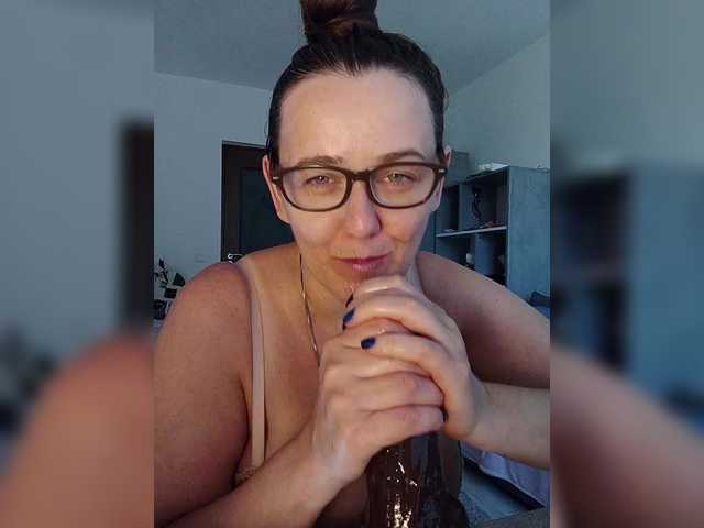 Sex chat gratuit in direct cu Angela100 pe BongaCams