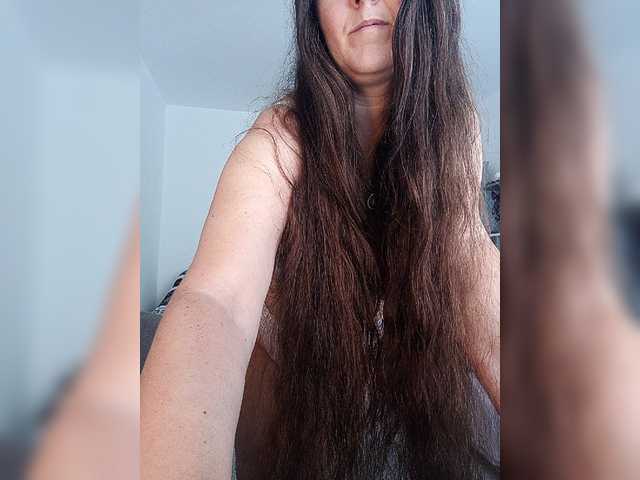 Sex chat gratuit in direct cu Angela100 pe BongaCams