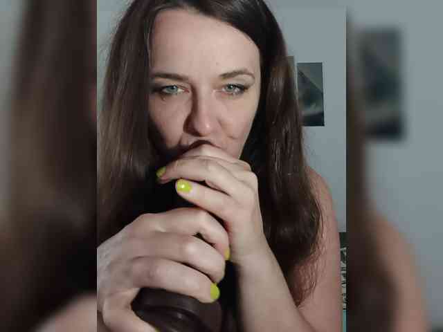 Angela100