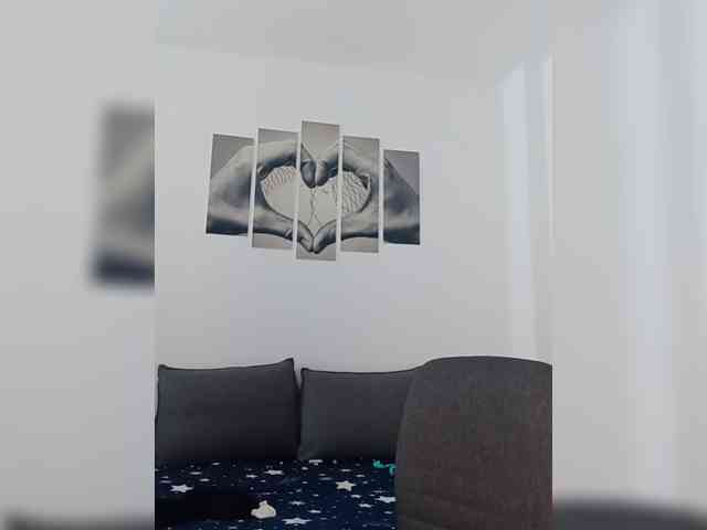 Angela100 webcam