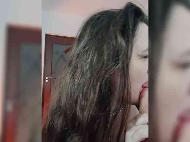 Angela100 webcam