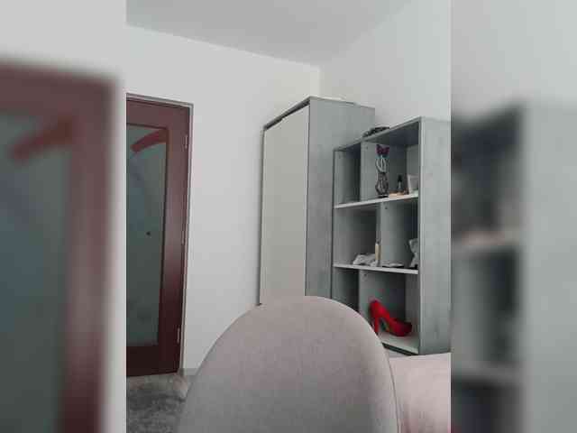Angela100 webcam