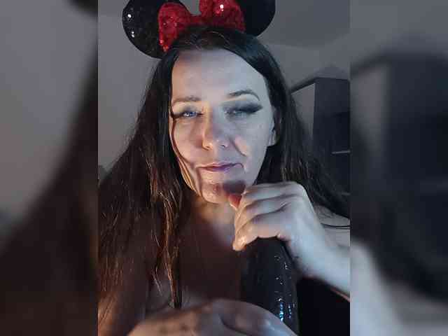 Angela100