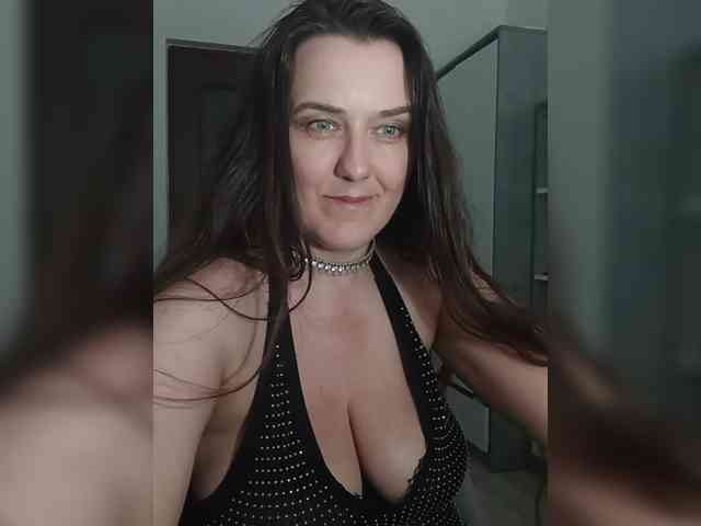 Angela100 webcam