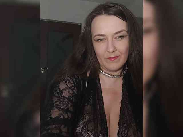 Angela100 webcam