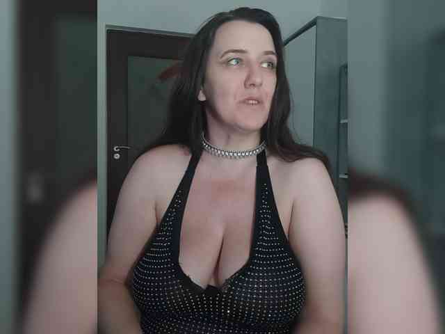 Angela100 webcam