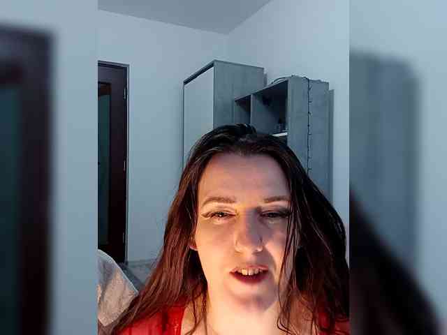 Angela100 webcam
