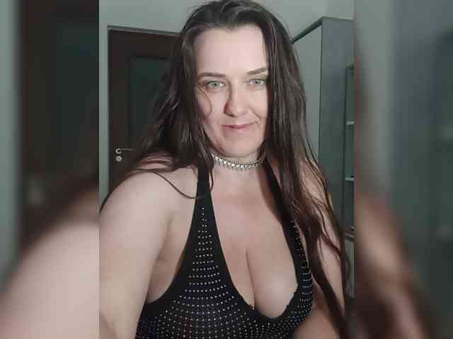Angela100 webcam