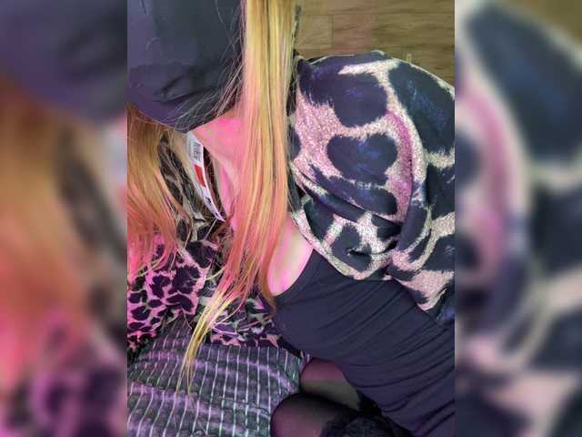 alimalima live cam on BongaCams