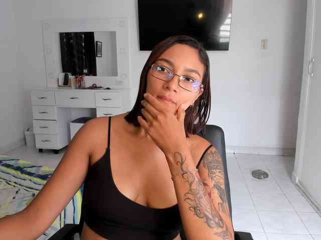 PARKERCINTHIA webcam