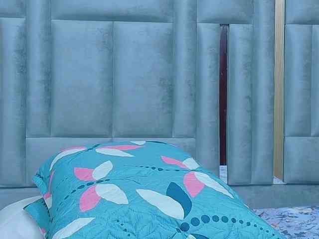 misspaula Live Webcam on BongaCams