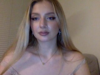 MayaDesire Porn Show