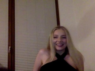 MayaDesire Porn Show