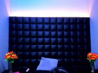 DulceMiiaa Porn Show