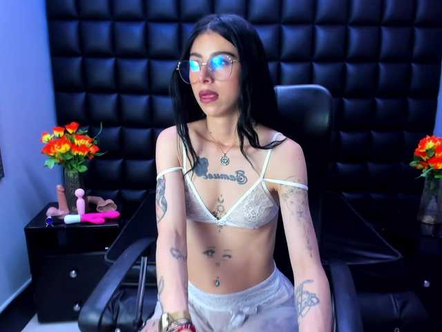DulceMiiaa live cam on BongaCams