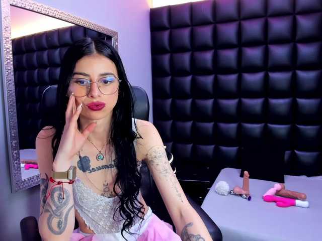 DulceMiiaa live cam on BongaCams