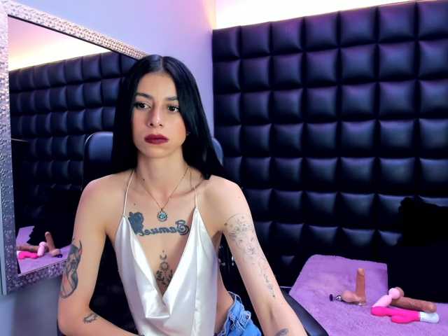 NiaBabie live cam preview