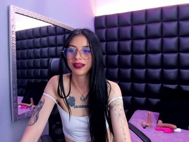 DulceMiiaa live cam on BongaCams