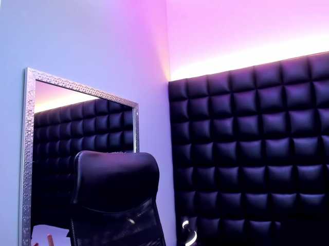 DulceMiiaa live cam on BongaCams