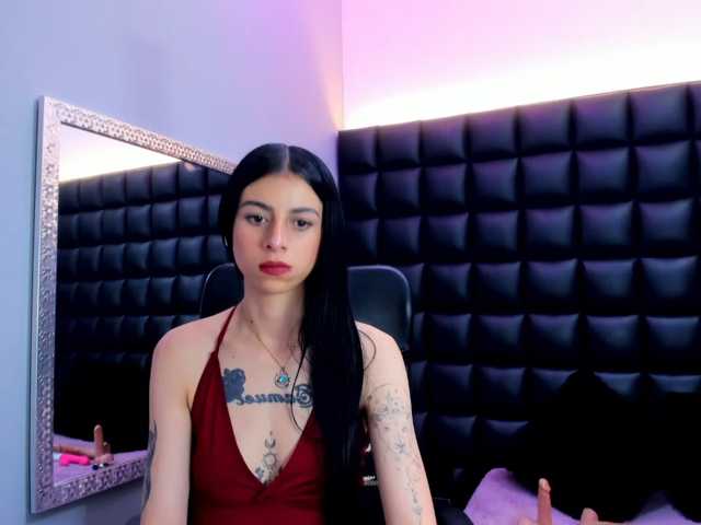 DulceMiiaa, en directo ahora en BongaCams