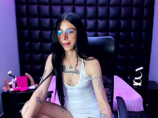 DulceMiiaa live cam on BongaCams