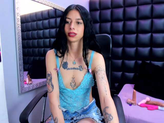 NiaBabie live cam preview