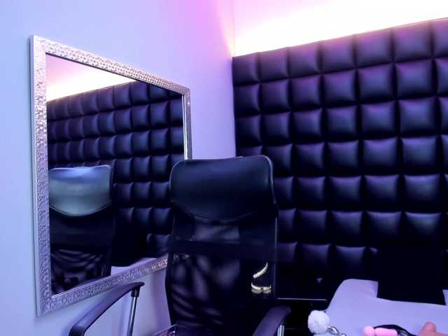 DulceMiiaa live cam on BongaCams