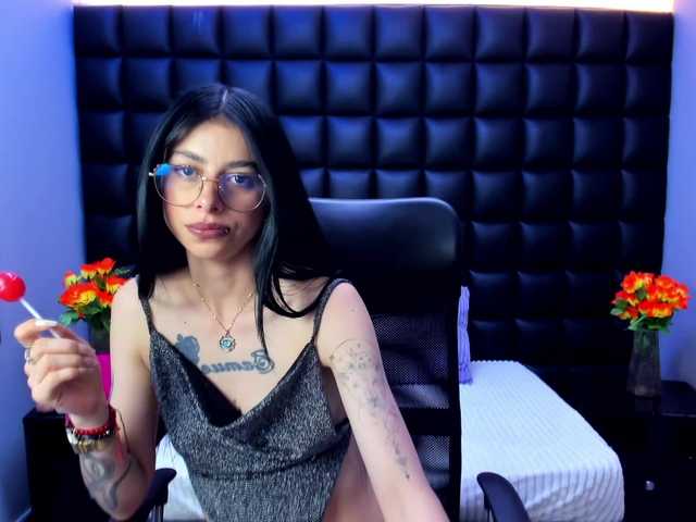DulceMiiaa live cam on BongaCams