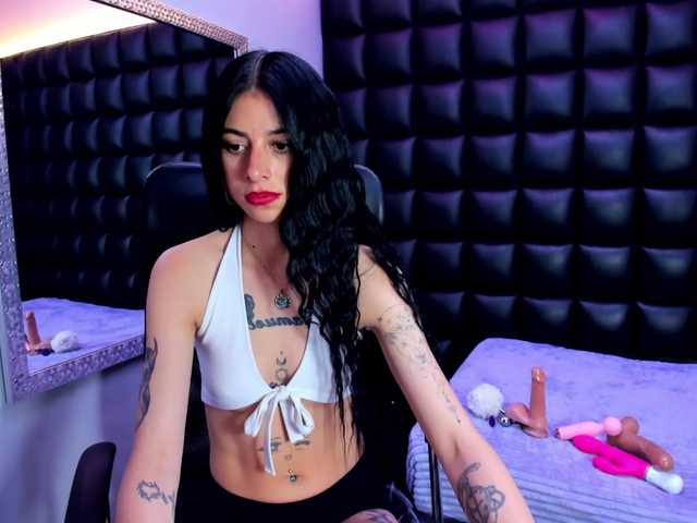 DulceMiiaa live cam on BongaCams