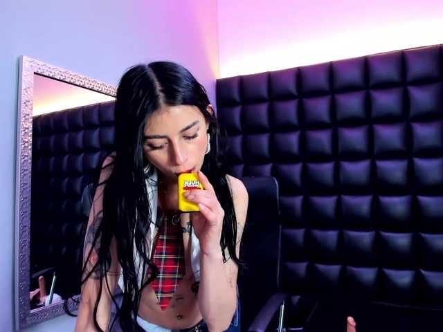 DulceMiiaa live cam on BongaCams