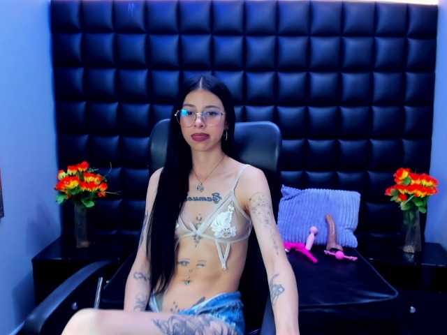 DulceMiiaa live cam on BongaCams