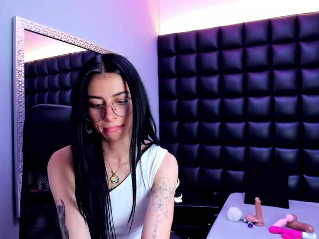 DulceMiiaa live cam on BongaCams