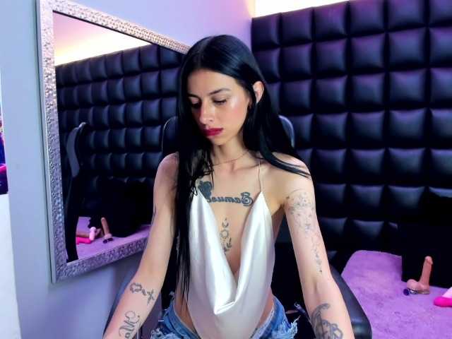 Sex chat gratuit in direct cu DulceMiiaa pe BongaCams