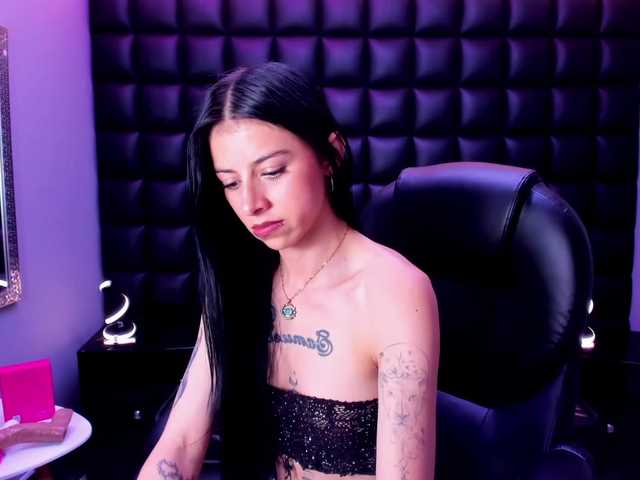 DulceMiiaa live cam on BongaCams