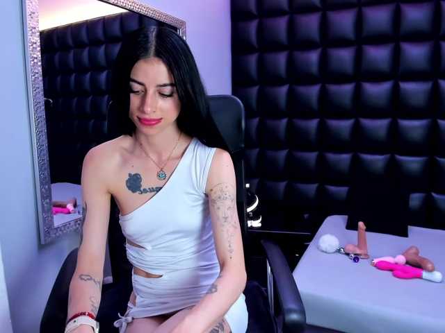 DulceMiiaa live cam on BongaCams