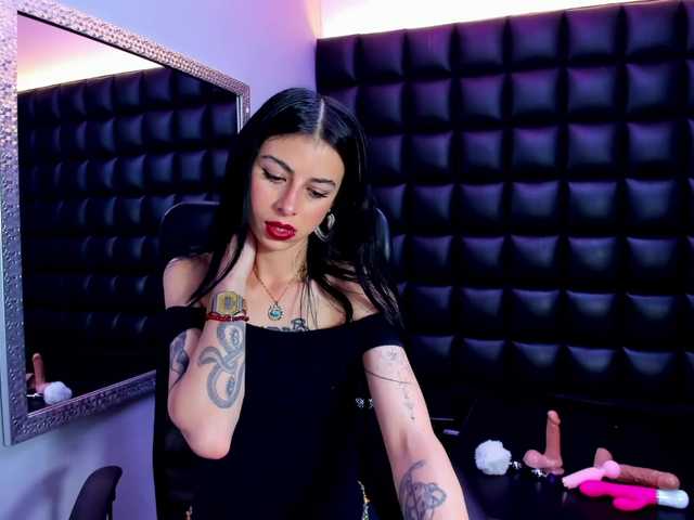 DulceMiiaa live cam on BongaCams