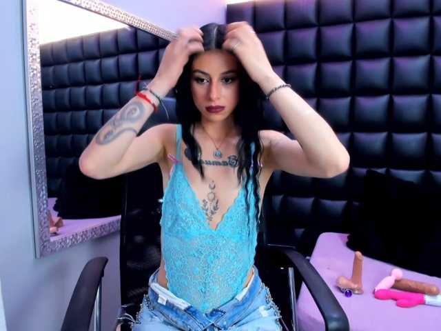 DulceMiiaa live cam on BongaCams