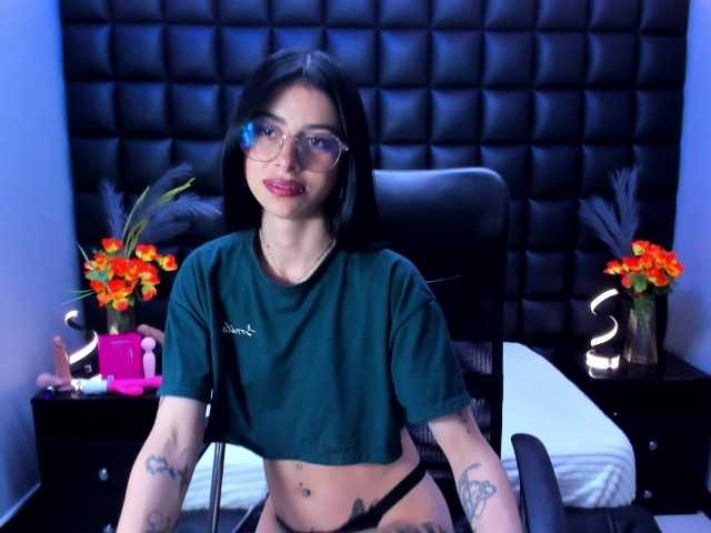 DulceMiiaa live cam on BongaCams