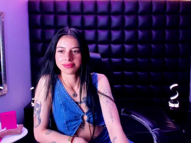 DulceMiiaa live cam on BongaCams