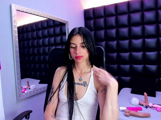 DulceMiiaa live cam on BongaCams