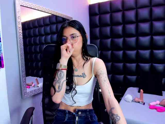 Model: DulceMiiaa