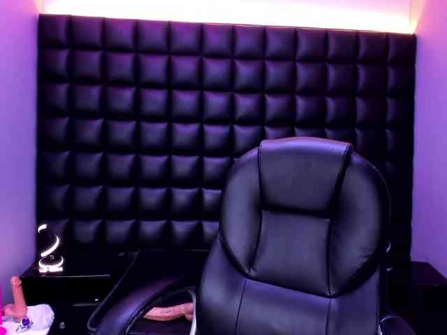 DulceMiiaa webcam