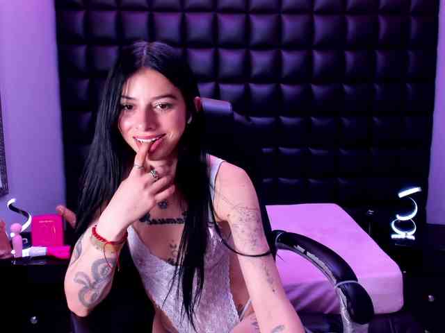 Model: DulceMiiaa