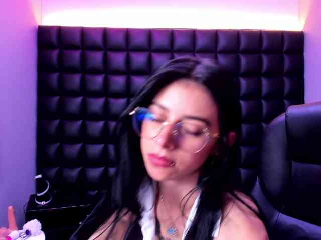 DulceMiiaa webcam