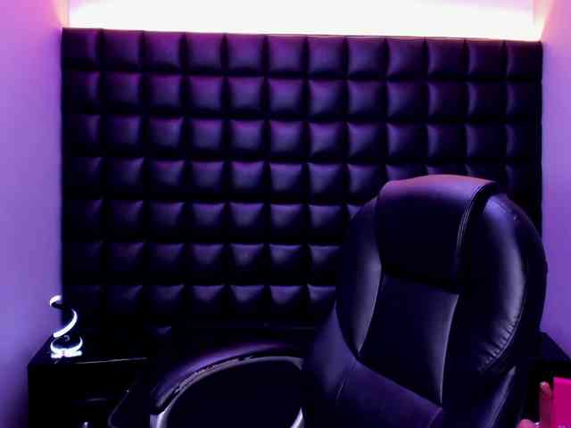 DulceMiiaa webcam