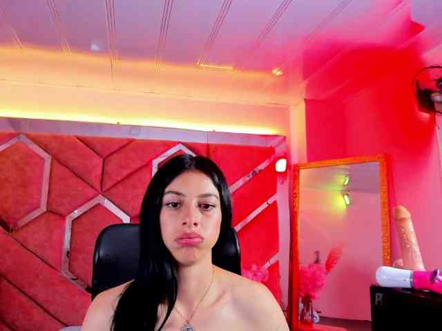 DulceMiiaa webcam