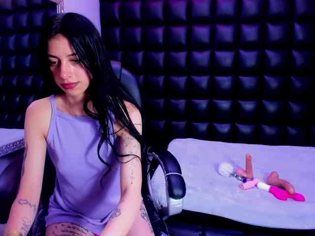 Dulcemiiaa's live stream